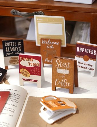 1pc Retro Wooden Memo Holder, Cartoon Note Folder with Table Number Stand, Photo Clip Desk Decor, Office Accessories, Doll House Props - 10 Styles